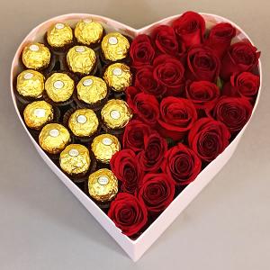 Corazon de rosas rojas y Ferreros