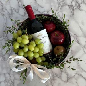 cajaconfrutaybotella