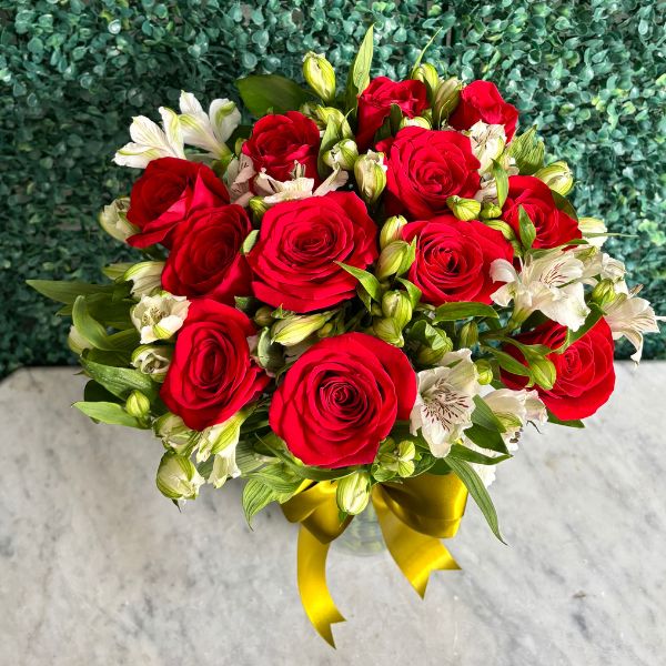 bouquetderosasrojasenjarron 3814