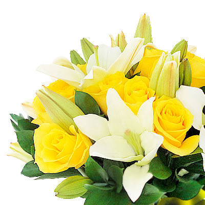 Arreglo de 24 rosas amarillas con lilis blancos 2357