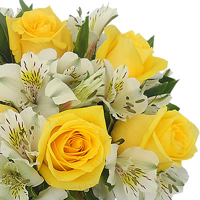Arreglo en jarron con flores amarillas y alstromerias blancas 2333