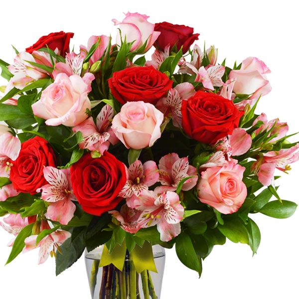 Florero con 12 rosas combinadas y alstromerias 2630