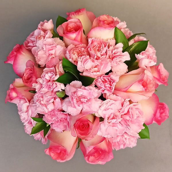 Base con mensaje love y flores rosas 3072