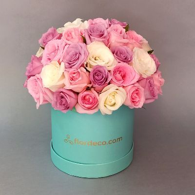 Tiffany box roses 3239
