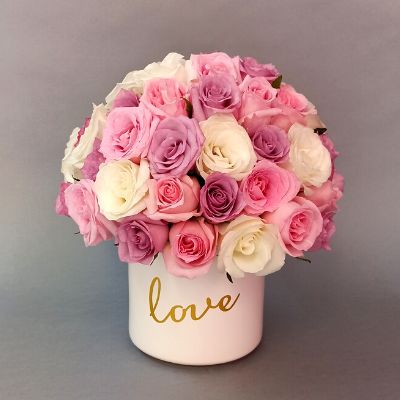 Rosas rosa, blanca y lila en ceramica love 3260