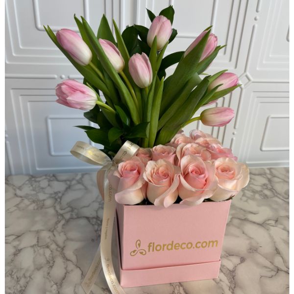 Caja tulipanes y rosas rosa 3728