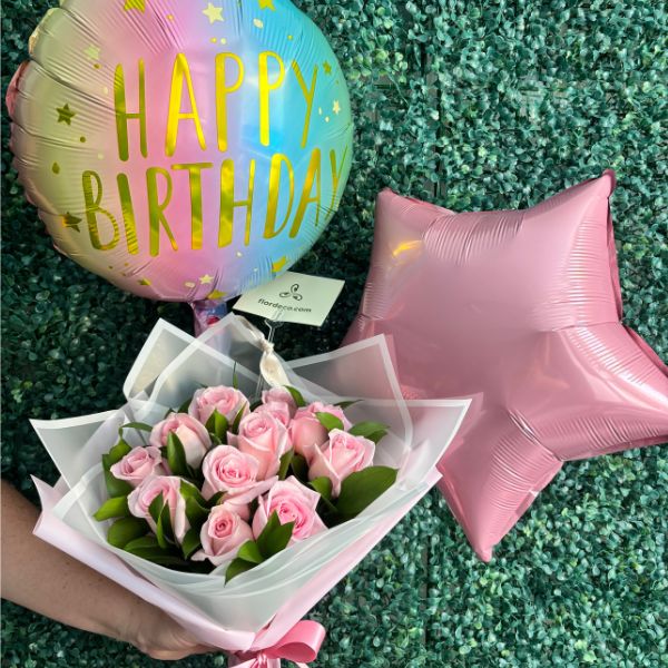 Combo Ramo pink de 12 rosas y globos 3802